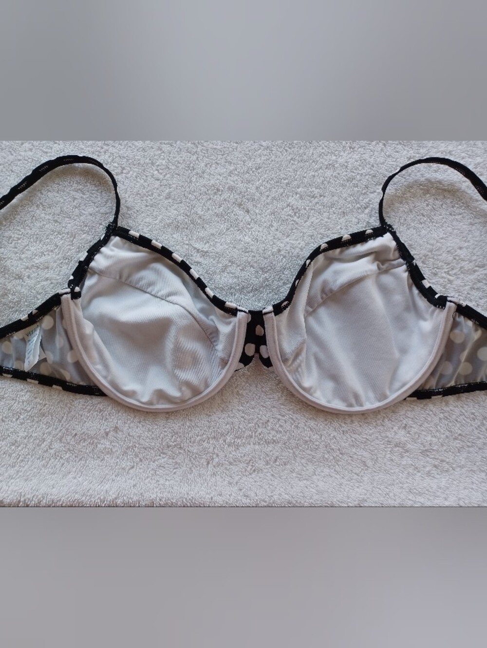 VENUS Black and White Polka Dot Underwire Bikini Top, Size DD - Picture 14 of 16